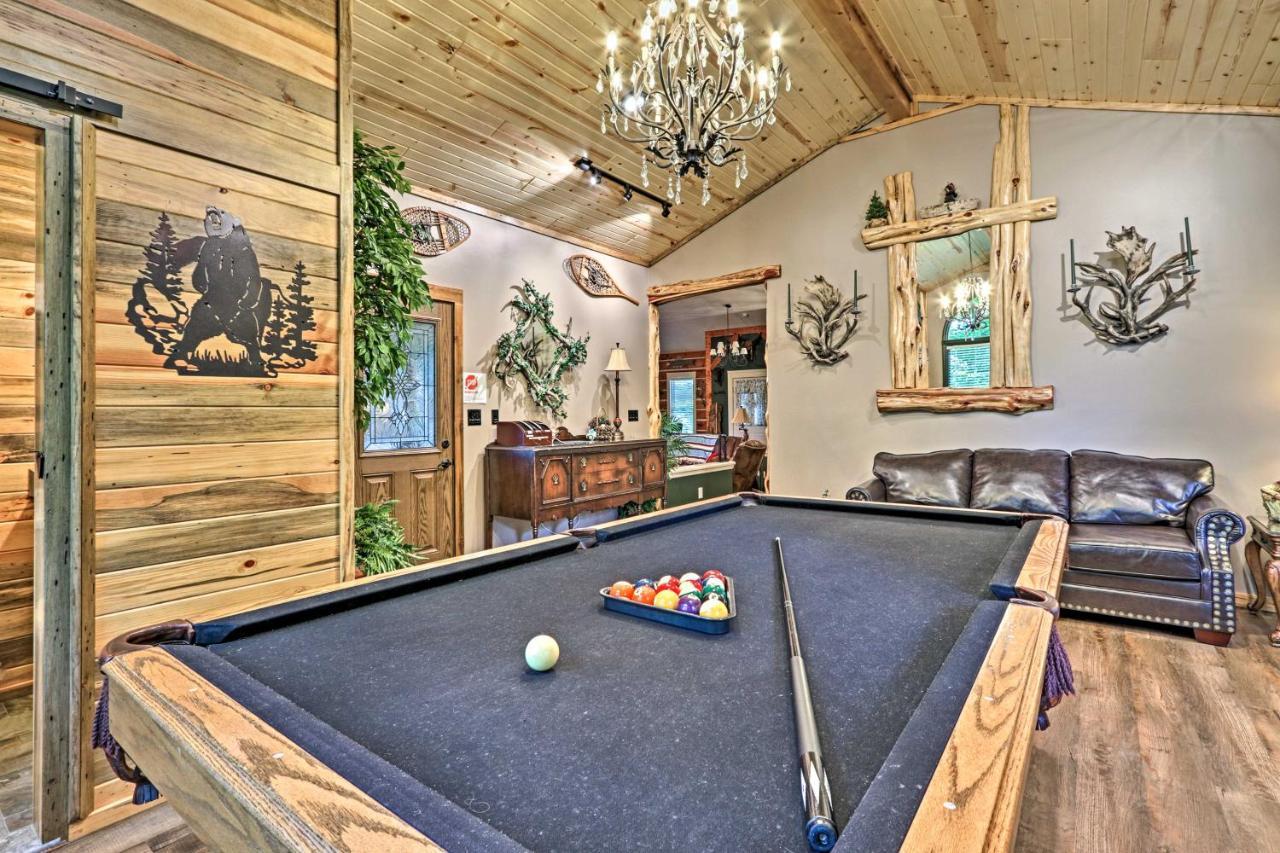 Eclectic Cabin With Hot Tub 1 Mi To Ober แกตลิงเบิร์ก ภายนอก รูปภาพ