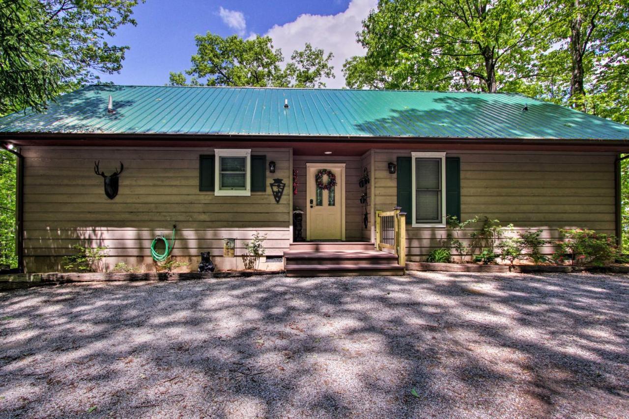 Eclectic Cabin With Hot Tub 1 Mi To Ober แกตลิงเบิร์ก ภายนอก รูปภาพ